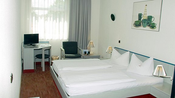 Zimmer-11-1.jpg